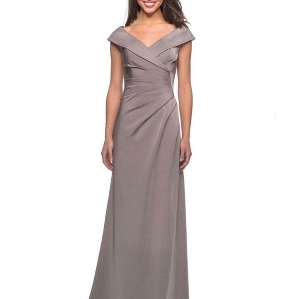 La Femme Surplice Off the Shoulder Column Gown in Pewter Size 16